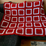 Manta de ganchillo de punto Granny Square roja y blanca