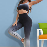 Conjunto de leggings y camiseta deportiva degradados