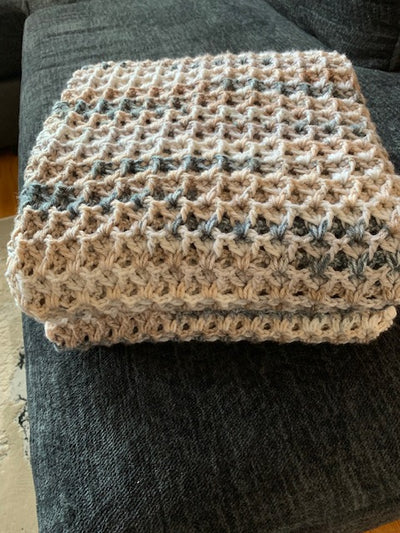 Reversible “V” Stitch Crochet Blanket