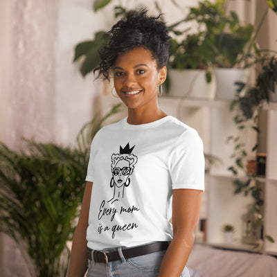 T-Shirt Celebrating Moms